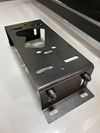 Площадка регулировочная (365х170х100х3г/к) для приводов на 500-800 кг
